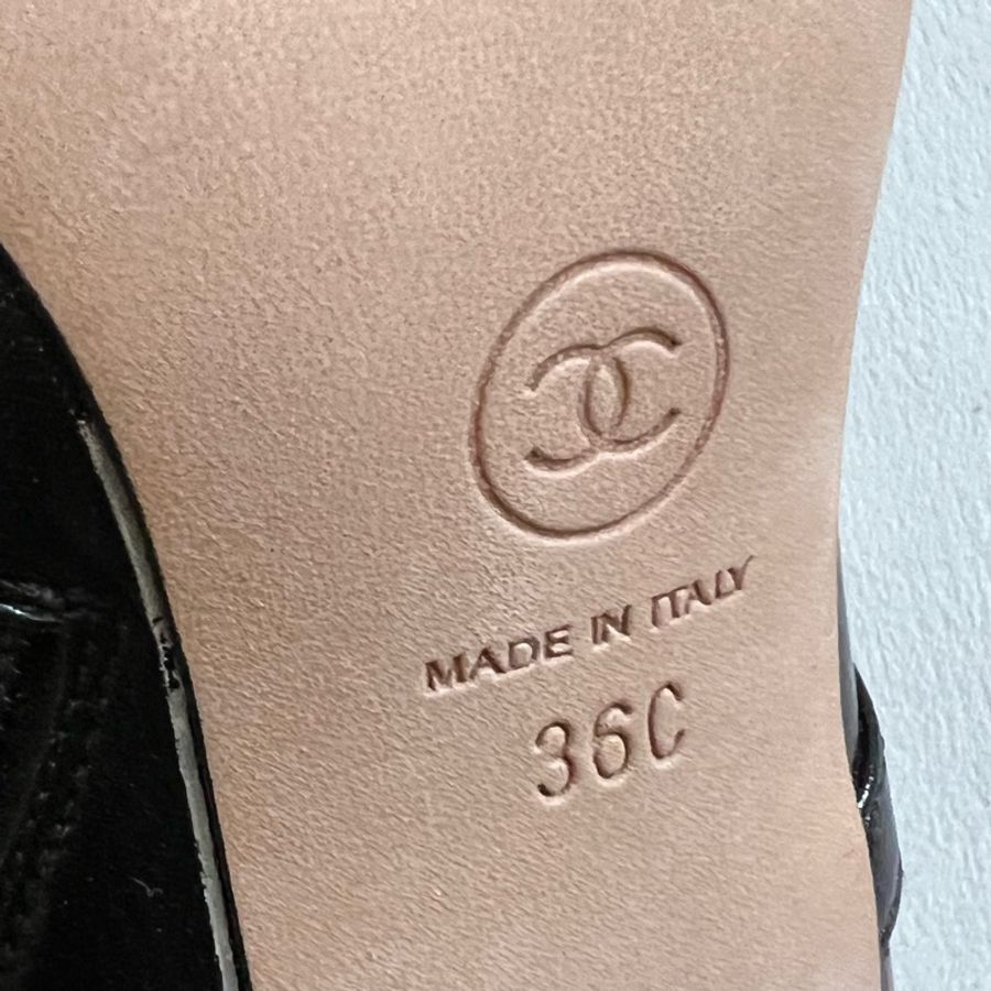 全新 清貨再減 CHANEL Black 皮穿錬-9