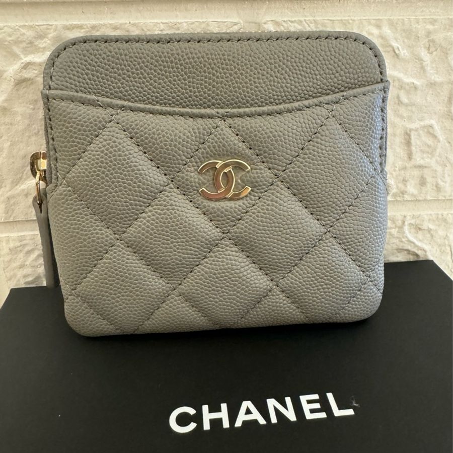 Chanel 灰色荔枝紋淡金吐司包-0