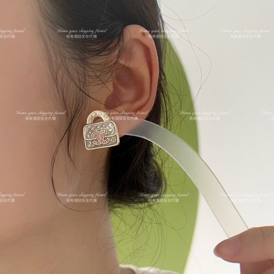 《我有個朋友在代購》🧧新年特惠🧧香奈兒24S手袋耳針-4