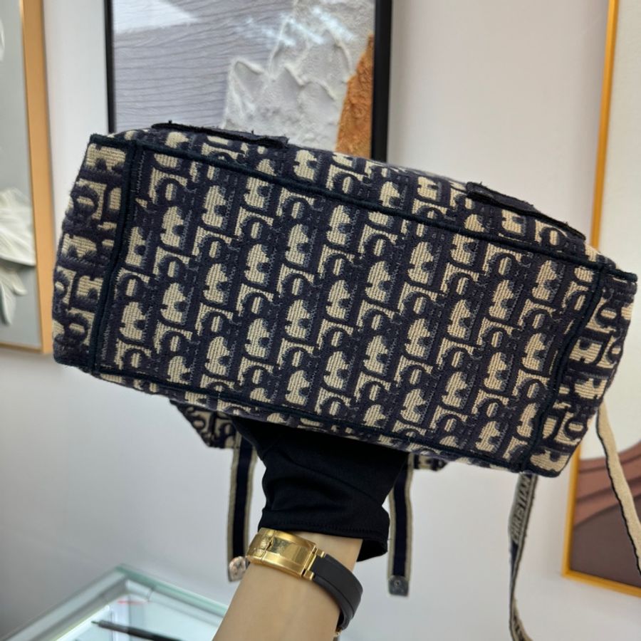 Dior Oblique系列 老花camp 刺綉信封郵差包🖤-4