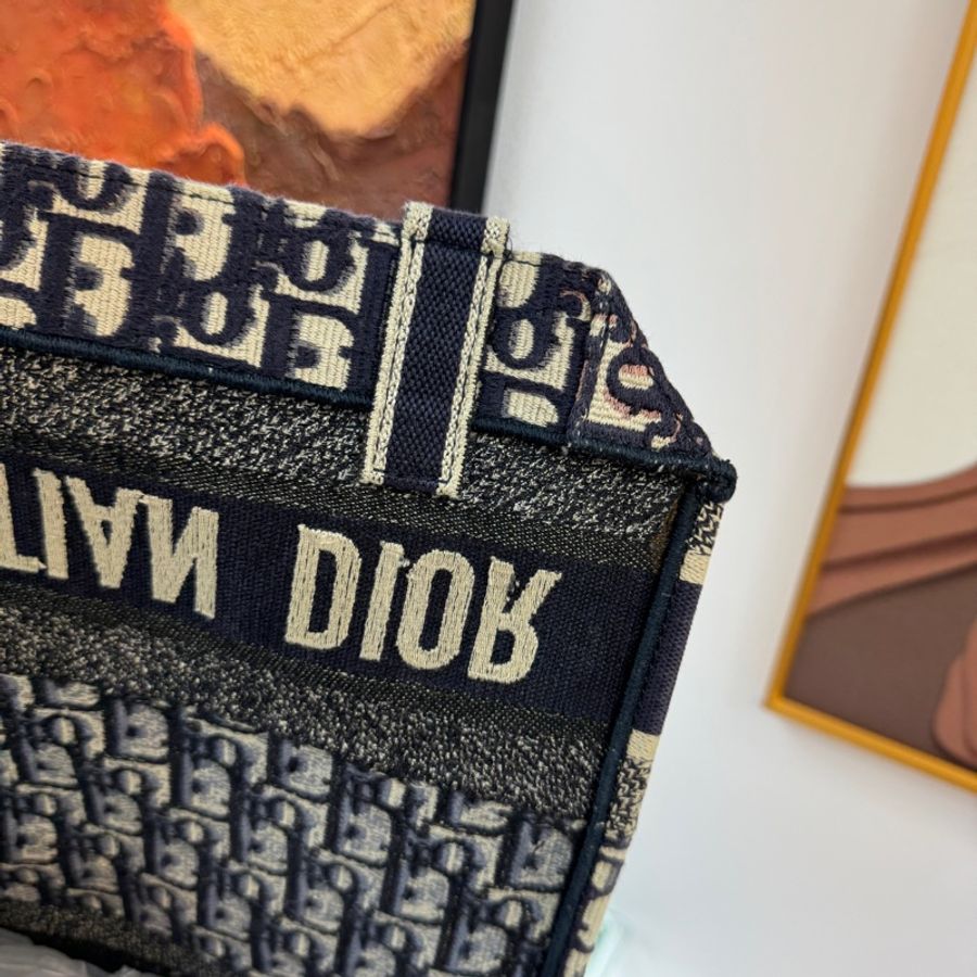 Dior Oblique系列 老花camp 刺綉信封郵差包🖤-7