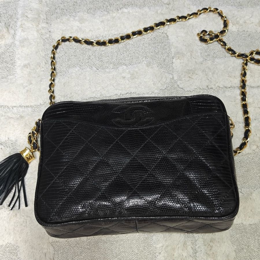 Chanel vintage 蜥蜴皮相機包-29