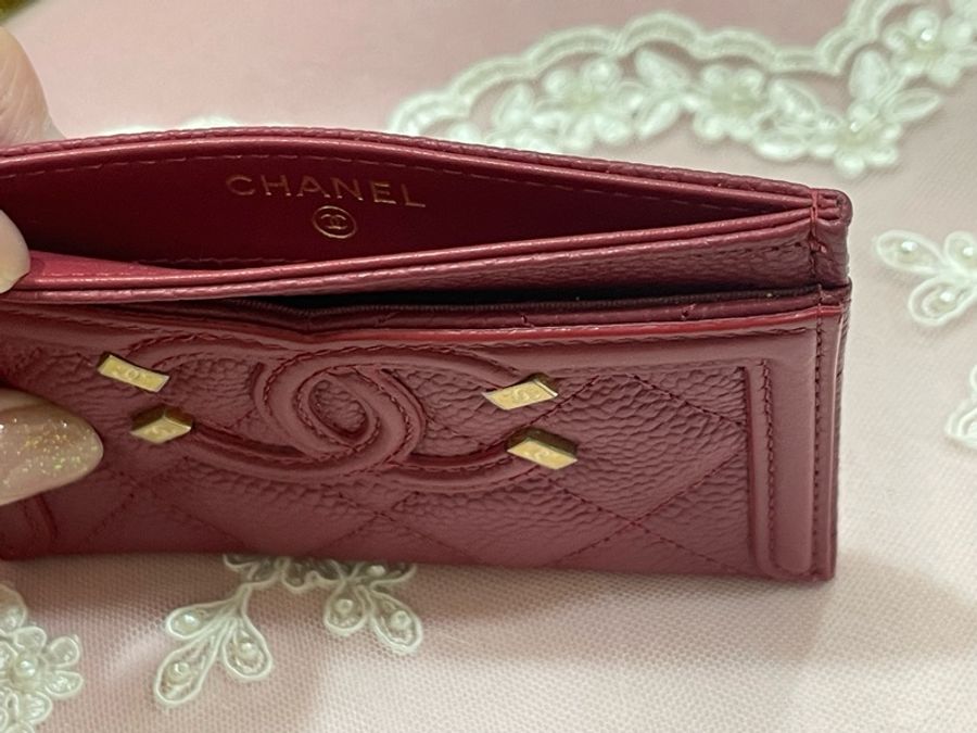 Chanel filigree vanity系列 卡片夾～紅色-15