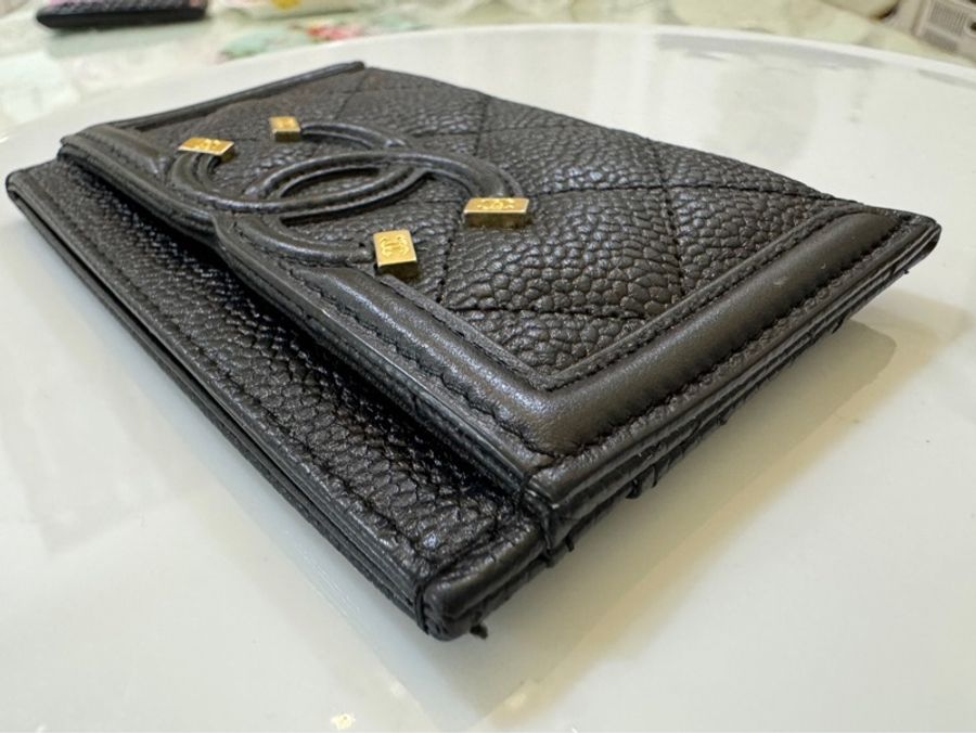 Chanel filigree vanity系列 卡片夾～黑色-1