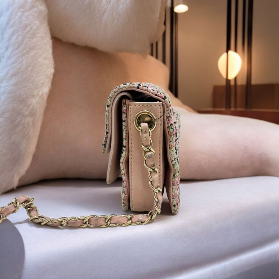 CHANEL 菱格紋毛呢鉚釘鍊包-3
