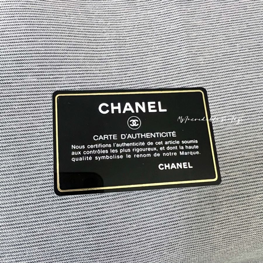 Chanel 粉紅色冰格腋下包-37
