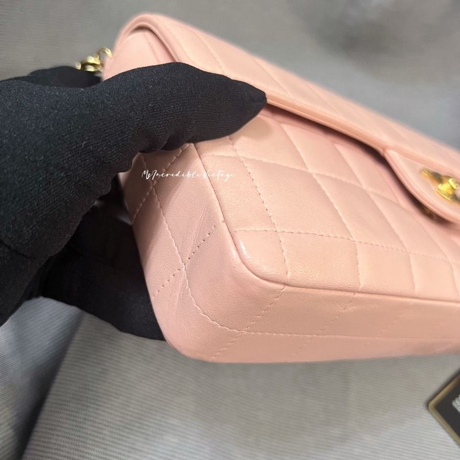 Chanel 粉紅色冰格腋下包-48