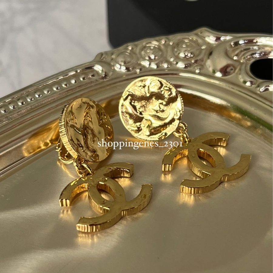 香奈兒 Chanel 全新品 24C金色波紋 香奈兒耳夾 耳夾耳環!耳夾!夾式耳環!-2