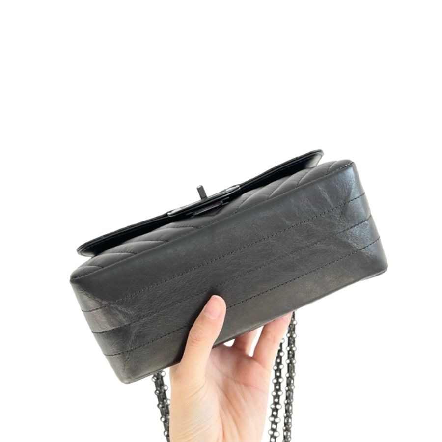 Chanel So Black 2.55 Mini-5