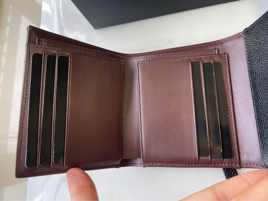 全新*Chanel經典口蓋三折短夾 黑金荔枝皮(膠膜未撕)-16