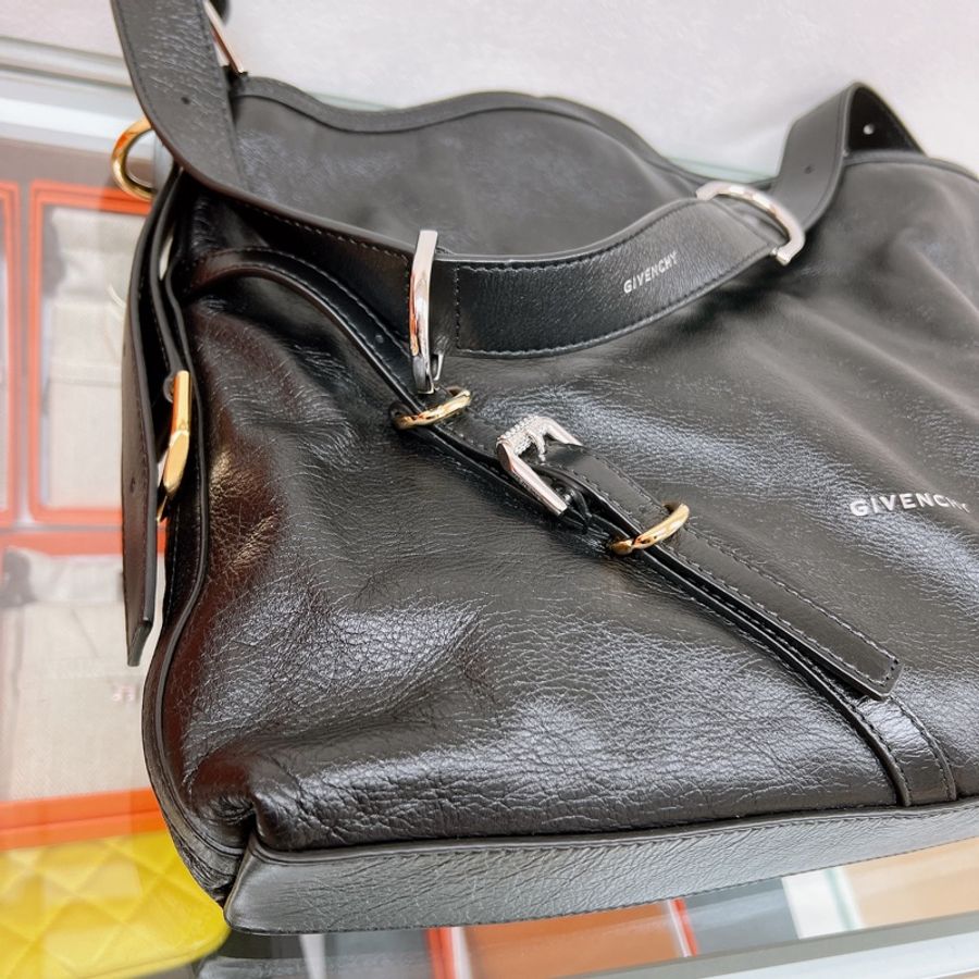 近新✨Givenchy Voyou 黑色中號托特機車風格包-7