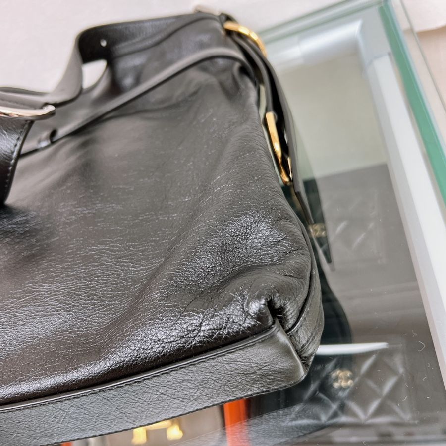 近新✨Givenchy Voyou 黑色中號托特機車風格包-9