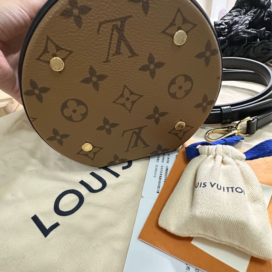 經典Louis Vuitton LV Cannes 圓筒手提老花皮革背帶斜背-14