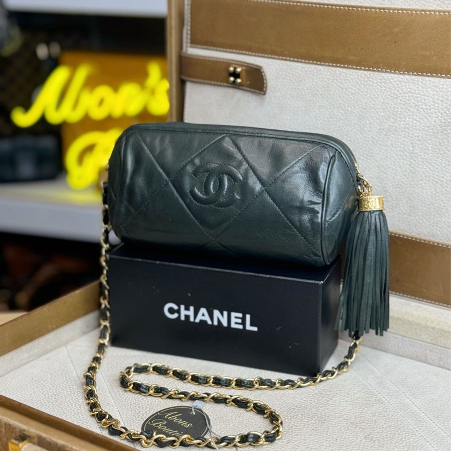 Chanel vintage復古綠羊皮流蘇金鍊小桶包🗝️稀有上市-0