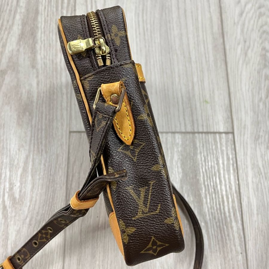 LV Vintage 經典花紋相機包-3