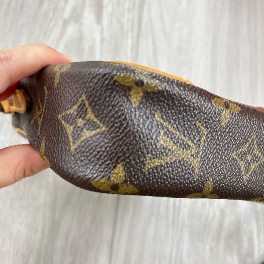 LV Vintage 經典花紋相機包-8