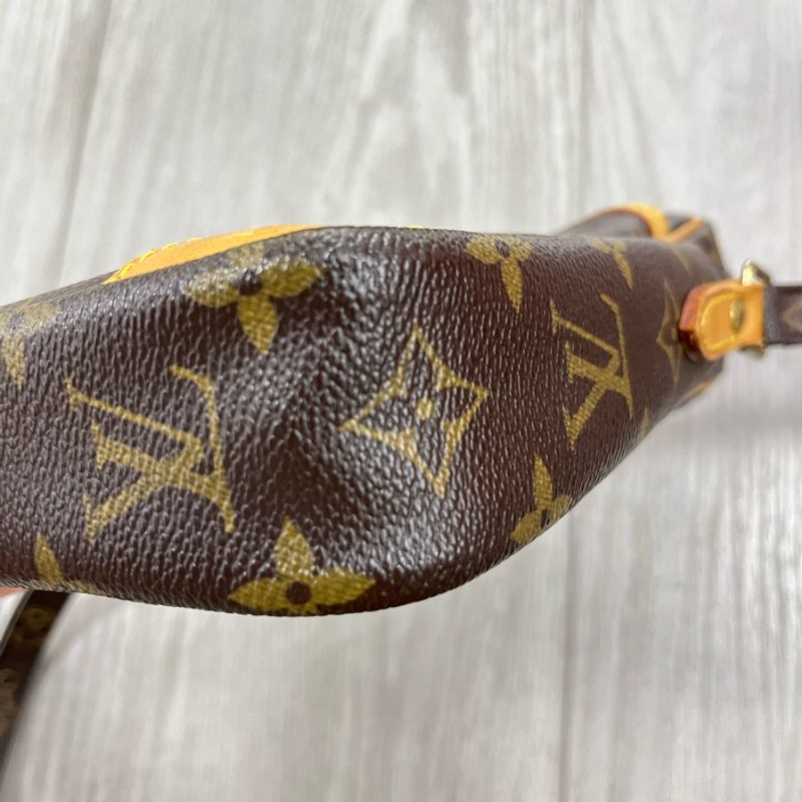 LV Vintage 經典花紋相機包-9