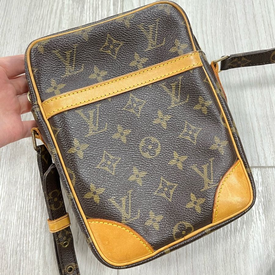 LV Vintage 經典花紋相機包-15