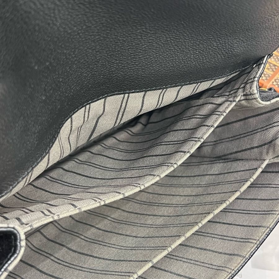 LV POCHETTE METIS黑壓紋郵差包-24