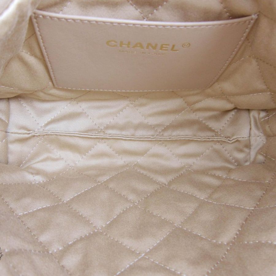 【巴黎站二手名牌專賣店】*全新現貨*CHANEL香奈兒真品*奶茶色AS3980亮面小牛皮金LOGO金鍊Mini22Bag斜背包-3
