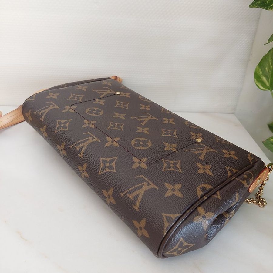 LV 經典老花M40718 🎀現品實拍 🎀 Favorite MM 經典花紋鍊條肩背包 斜背包~二手-24