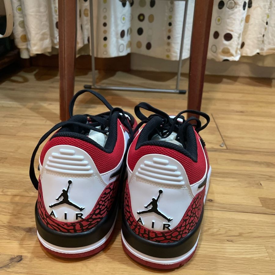 Nike Air Jordan 芝加哥配色-2