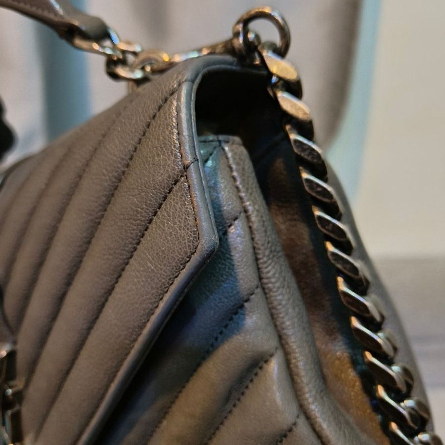 【🐍蛇吧拉系】🧧新春甜甜價至2/3🧧㊣✨YSL✨SAINT LAURENT 聖羅蘭 中型 深灰色 大象灰 山形紋 牛皮 掀蓋 仿舊銀 學院包 鏈條包 信封包 肩背包 斜背包 手提包/二手包/保證正品🌳二手樹屋🌳-10