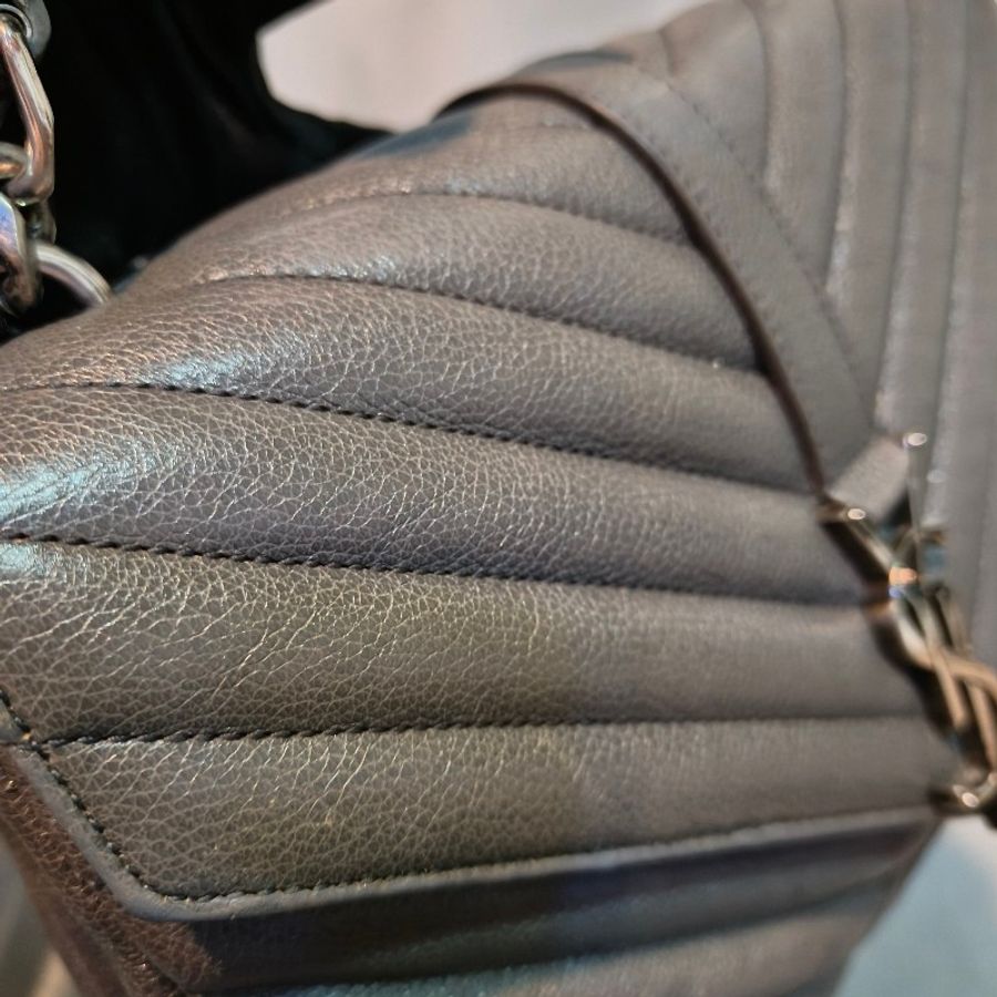 【🐍蛇吧拉系】🧧新春甜甜價至2/3🧧㊣✨YSL✨SAINT LAURENT 聖羅蘭 中型 深灰色 大象灰 山形紋 牛皮 掀蓋 仿舊銀 學院包 鏈條包 信封包 肩背包 斜背包 手提包/二手包/保證正品🌳二手樹屋🌳-12