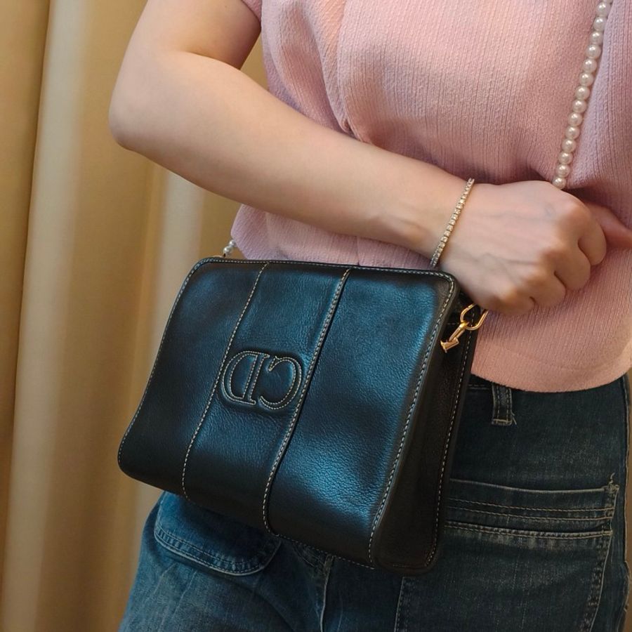 💙好美好美 皮夾價💙 DIOR 外縫LOGO 自帶仙氣手拿包/斜背包-4