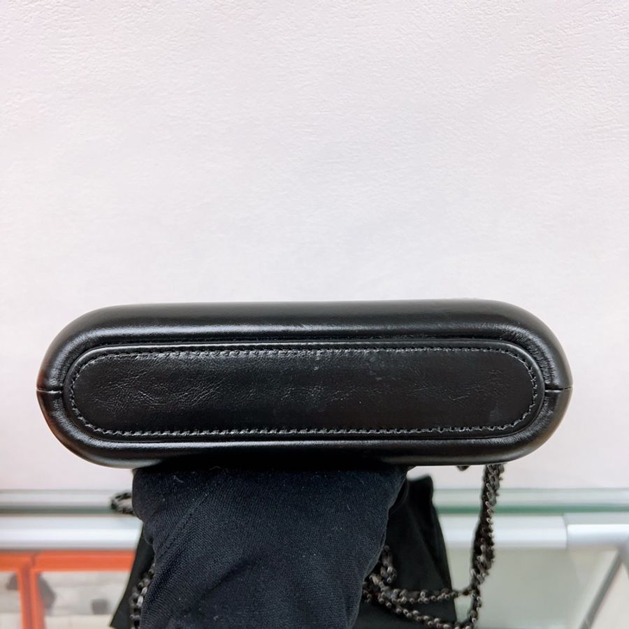 Chanel gabrielle 流浪鏈條包 woc so black-3