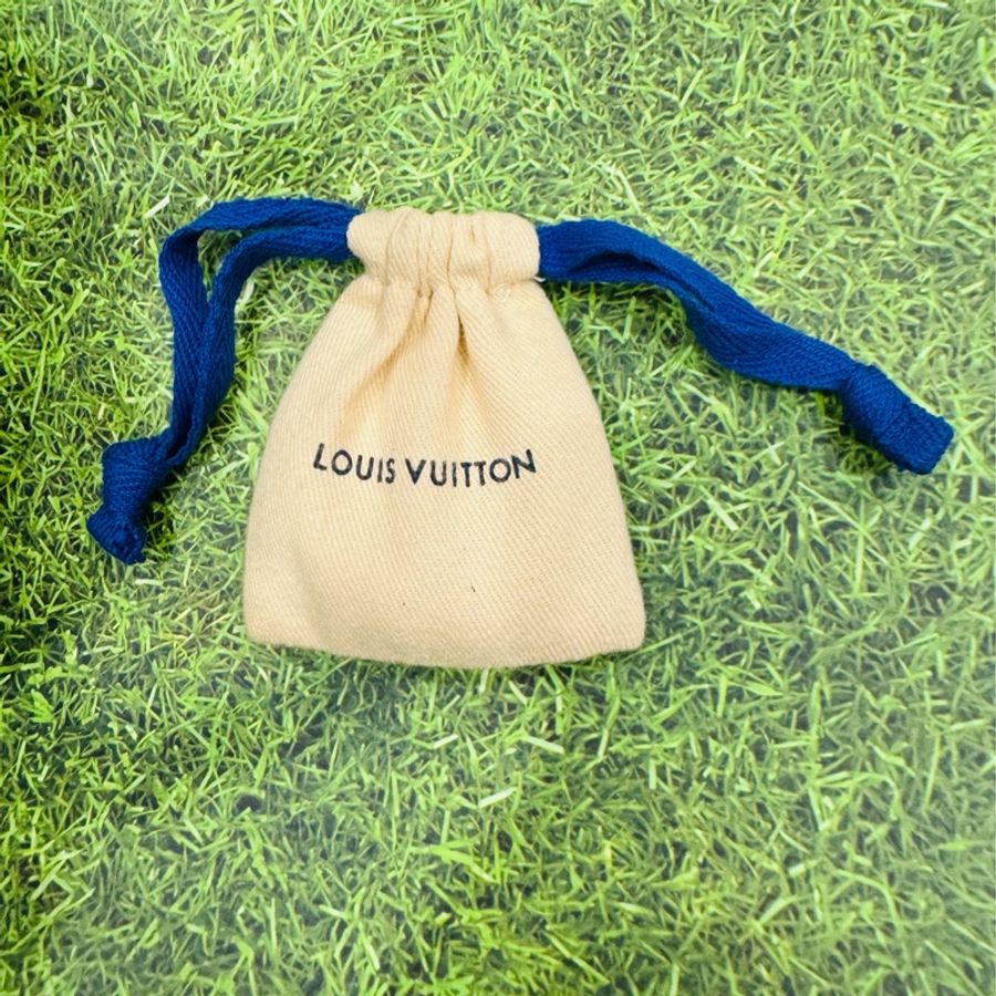 LV Louis Vuitton 經典黑色蒙田包 壓紋全皮革Montaigne BB肩背包手提包-31