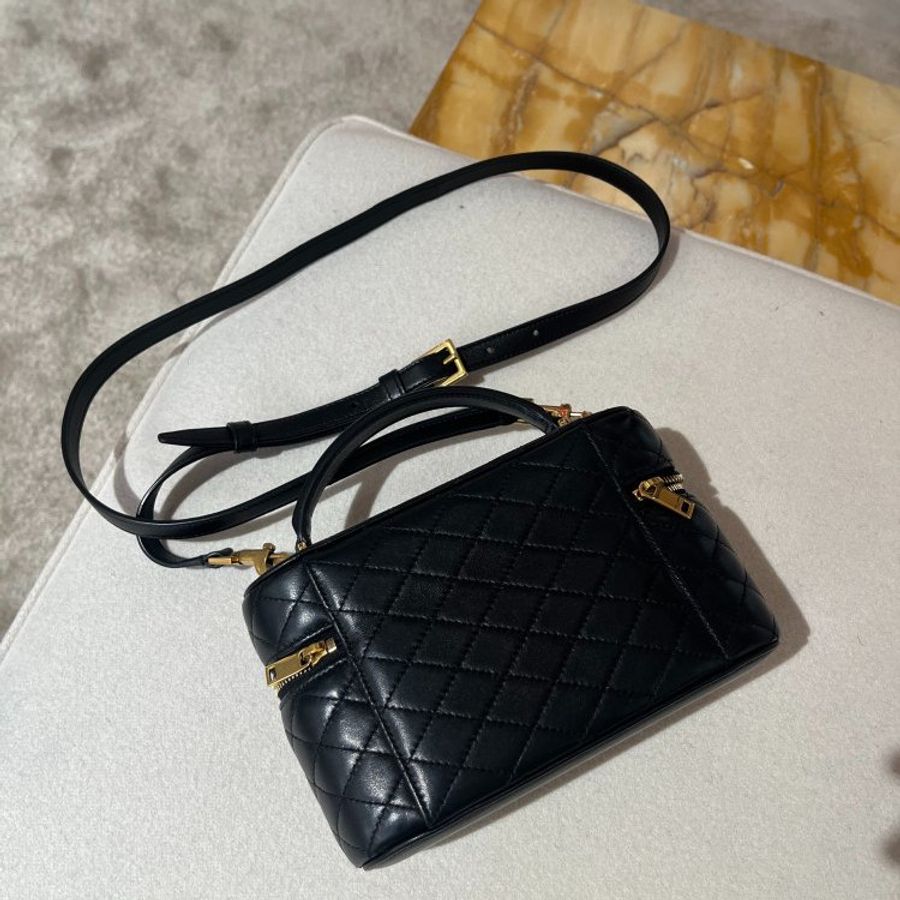 Saint Lauent 766731 YSL 小羊皮 Gaby Vanity 包 黑色《2024季度★全新商品 》-7