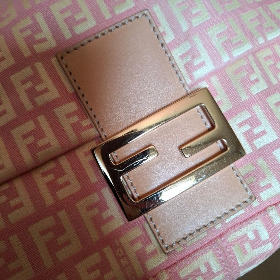 已完成自送鑑定的 FENDI vintage 粉金媽媽法棍包-30