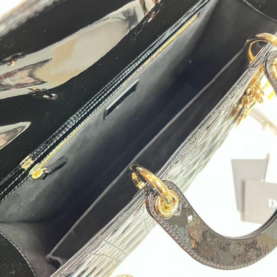 Dior Lady Dior M0566 大款小牛皮漆皮黛妃包 黑色《當季專櫃正售★全新商品 》-4