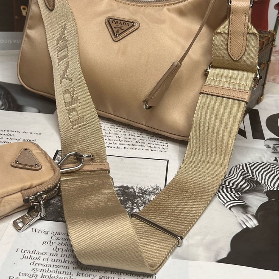 Prada 三合一 Prada Re-Edition 2005再生尼龍手袋斜背包 奶茶色-23