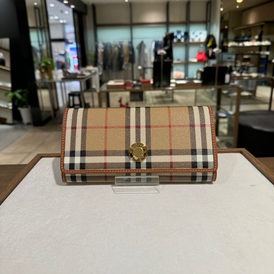 🎁當季特價🎁Burberry80944201格紋長款皮夾/錢包 典藏米色-1