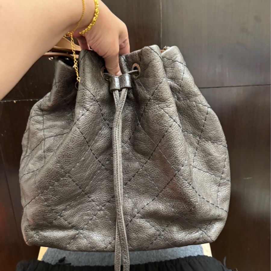 CHANEL Bucket Bag 菱格紋水桶包-0