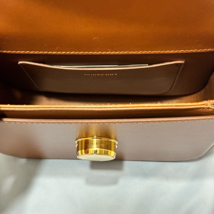 Burberry Small Elizabeth Crossbody Bag brown-8