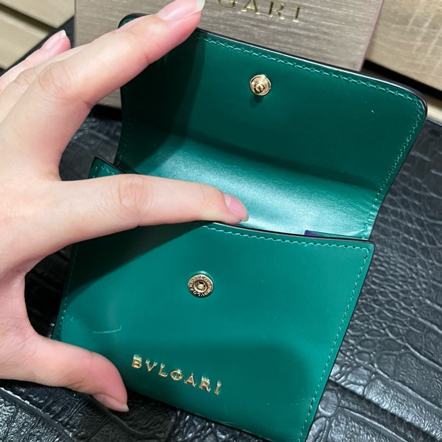 寶格麗 Serpenti Forever 瑪瑙眼蛇頭小牛皮 三折短夾-7