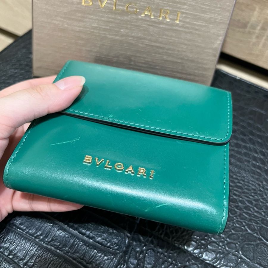 寶格麗 Serpenti Forever 瑪瑙眼蛇頭小牛皮 三折短夾-11