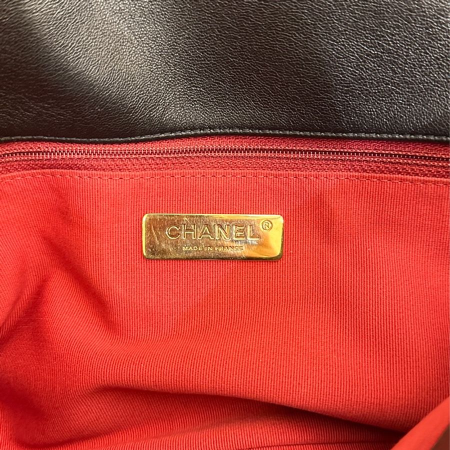 CHANEL 黑19鏈包30-11