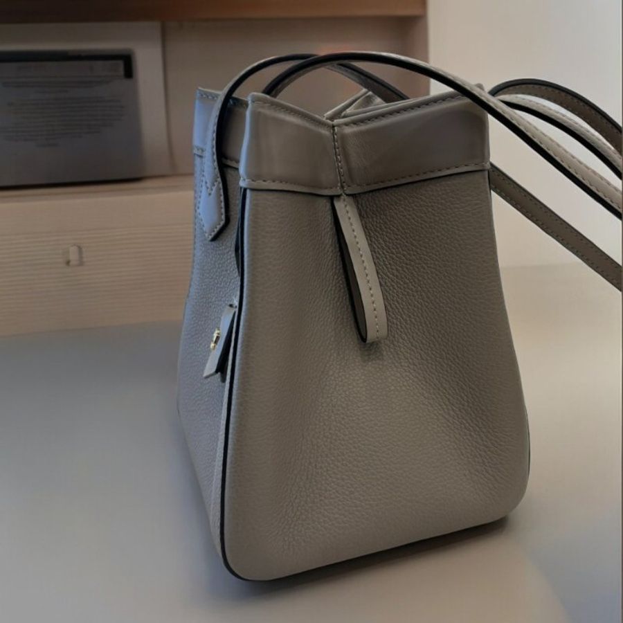 FENDI ORIGAMI MINI大象灰摺疊包-1