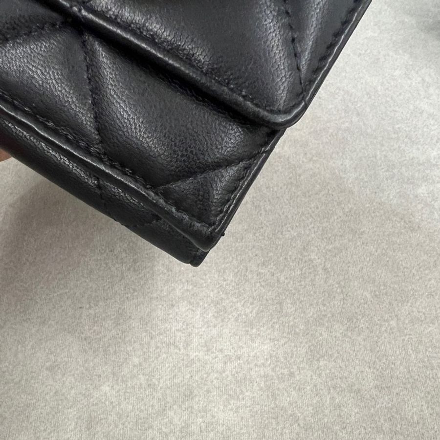 Chanel 19 mini 黑金三折短夾-29