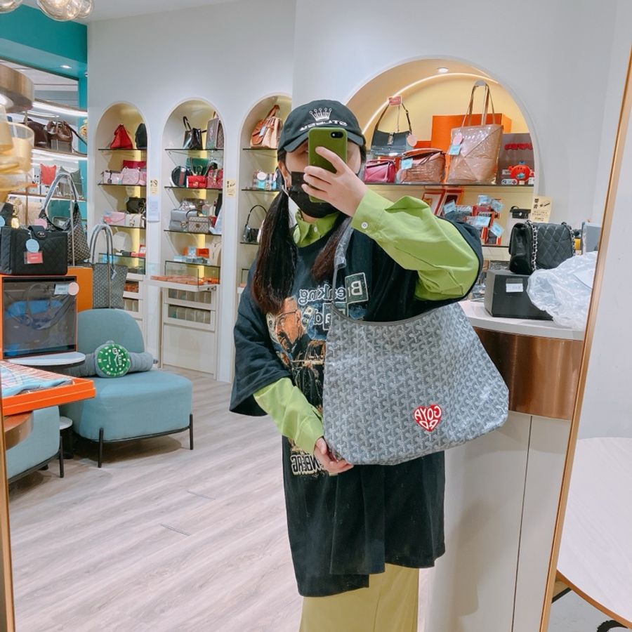 Goyard 戈雅小號經典半月腋下包包心心限量版Sac Hobo Boheme With Heart Logo Limited Edition PM-10