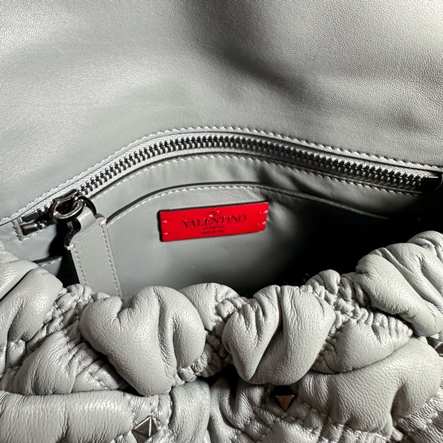 Rockstud SpikeMe 菱形圖案壓花羊皮鏈條包-17