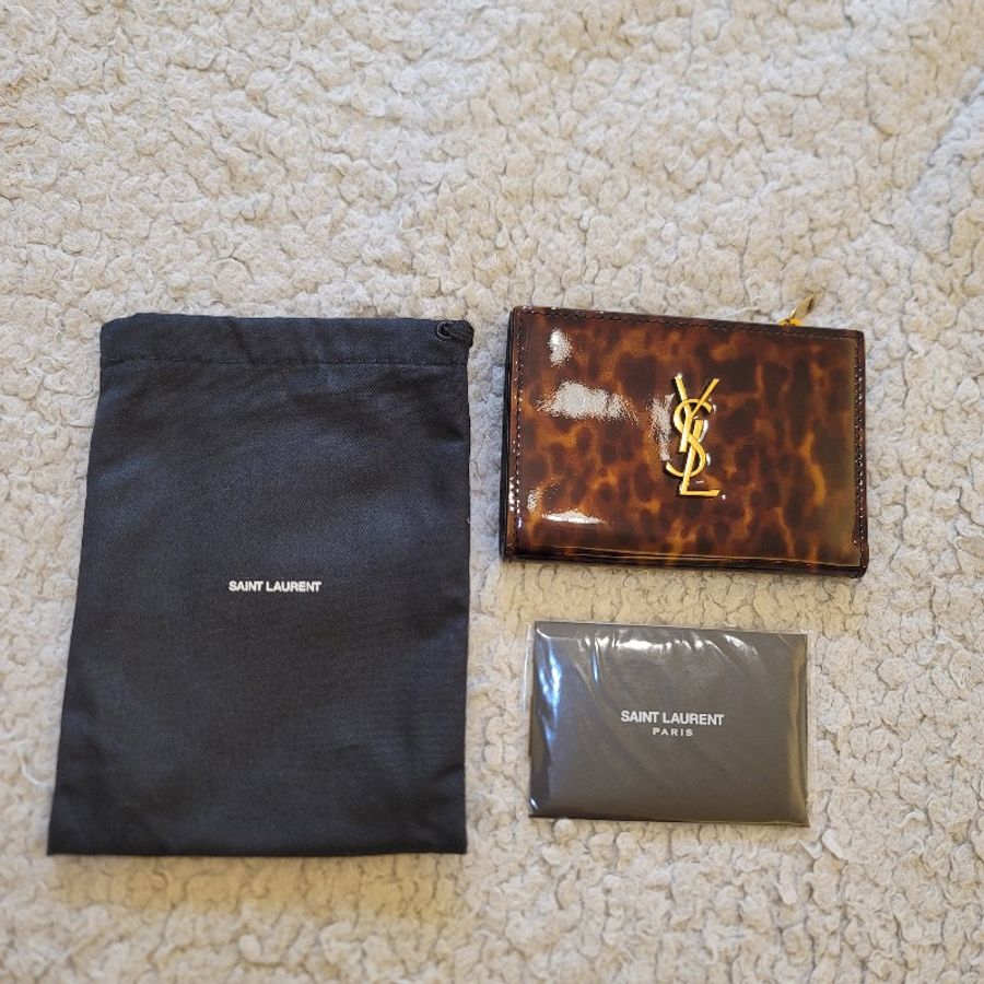 🎊新年優惠🎊 Yves Saint Laurent YSL 大金Logo琥珀豹紋錢包-0