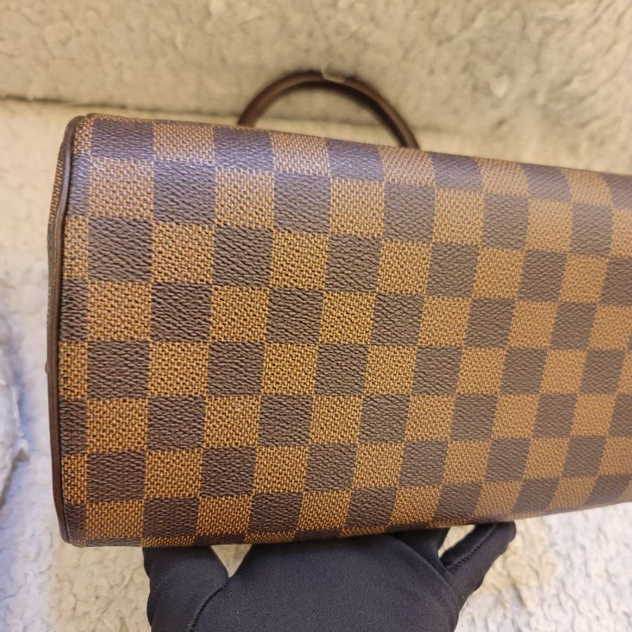 LV 棋盤格小元寶 元寶包 手提包-18