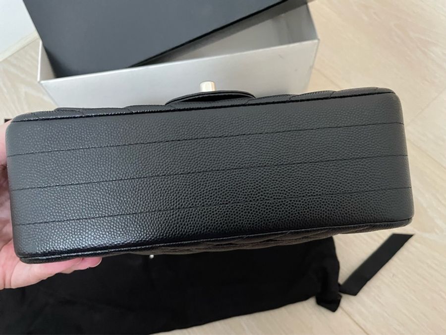 Chanel CF20山形紋荔枝皮 經典黑銀款-11