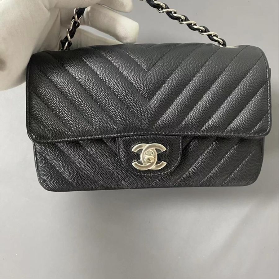 Chanel CF20山形紋荔枝皮 經典黑銀款-0