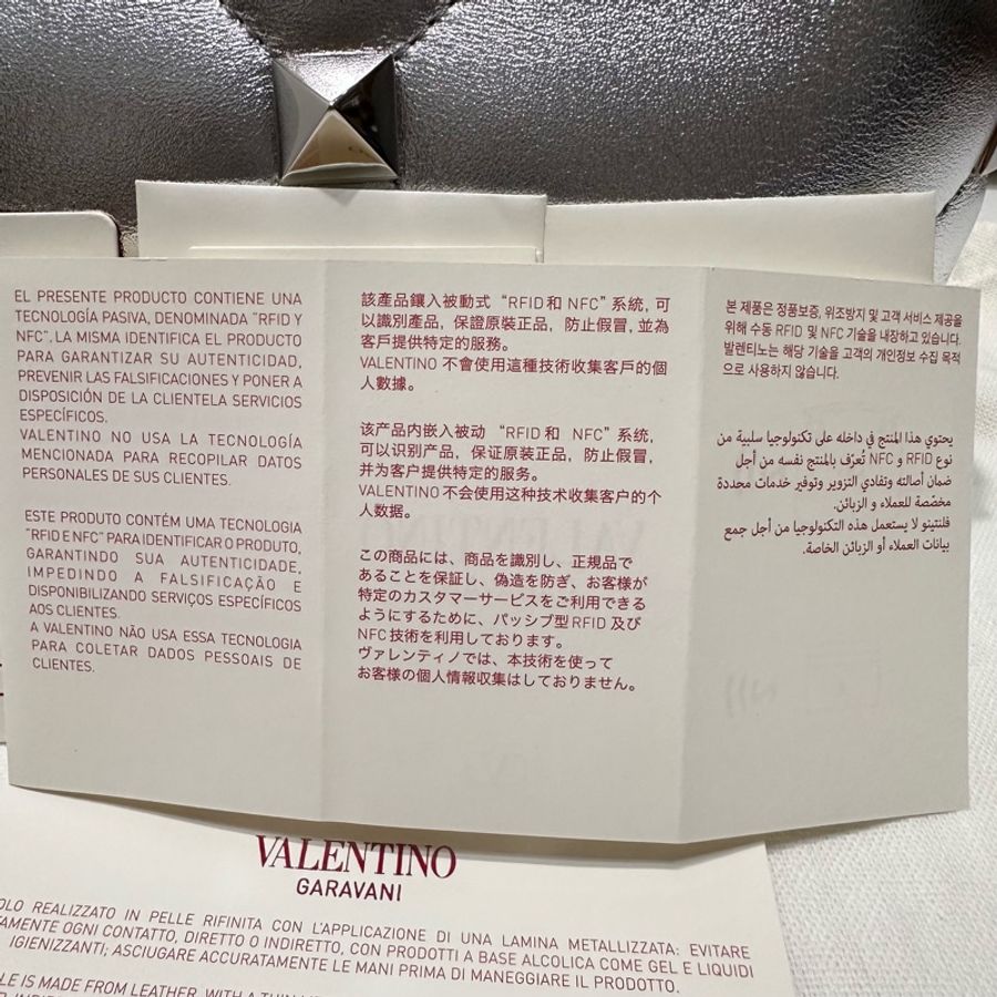 Roman Stud 銀色絎縫皮革羅馬鉚釘手提包-30